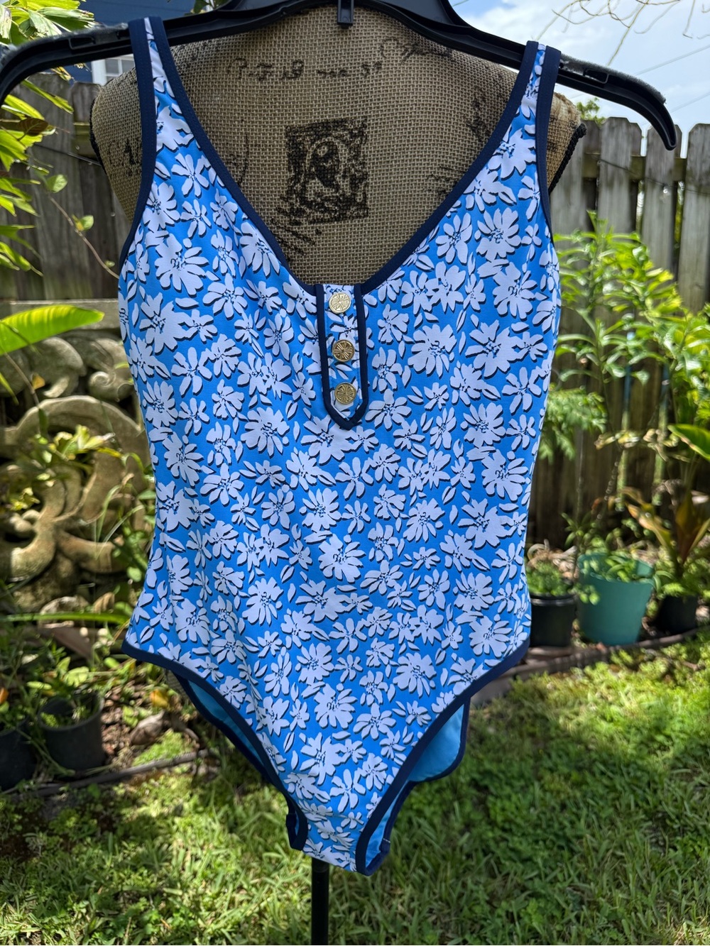 Lilly Pulitzer one piece swimsuit size 6 EUC